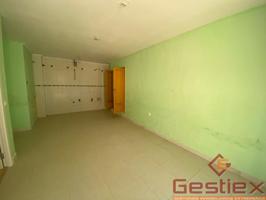 EN VENTA PISO IDEAL PARA INVERTIR EN ZONA PLAZA DE TOROS photo 0