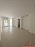 EN VENTA PISO IDEAL PARA INVERTIR EN ZONA PLAZA DE TOROS photo 0