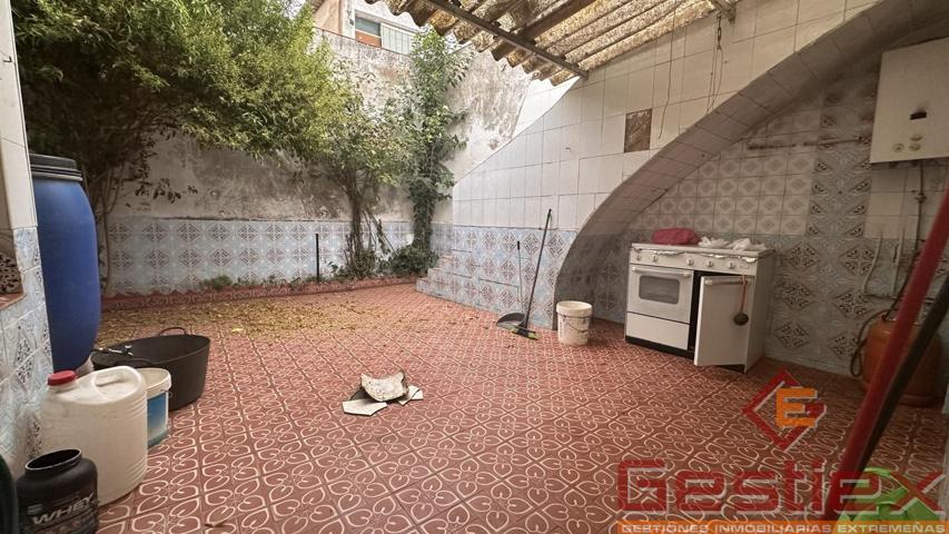 EN VENTA CASA AMPLIA ZONA SAN JOSE photo 0
