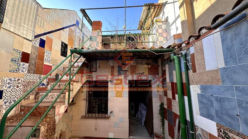 EN VENTA CASA PARA REFORMA INTEGRAL EN CTRA SANTA ANA photo 0