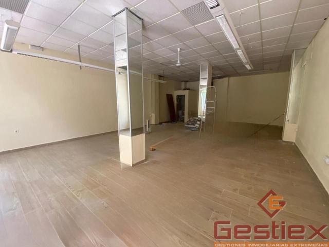 EN VENTA Y ALQUILER LOCAL EN ZONA CTRA SANTA MARTA photo 0