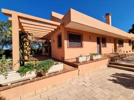 Casa - Chalet en alquiler en Alicante de 300 m2 photo 0