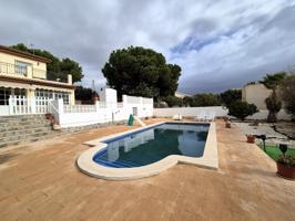 Casa - Chalet en venta en Busot de 150 m2 photo 0