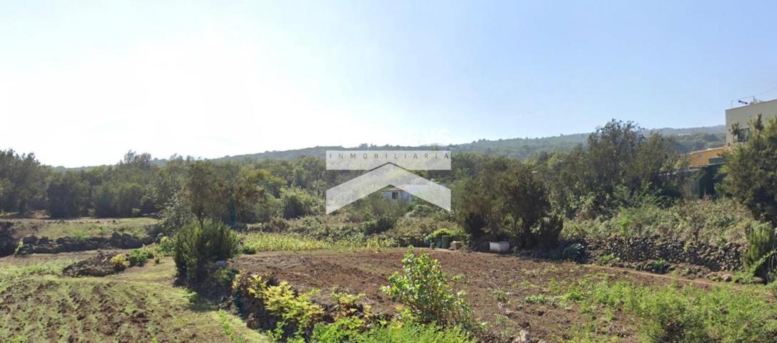 853m2 - Terreno edificable en El Tanque photo 0