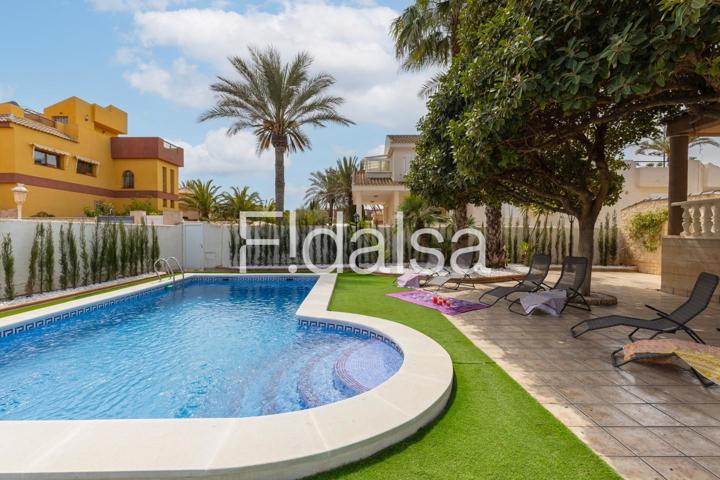 Casa - Chalet en venta en La Manga del Mar Menor (San Javier) de 450 m2 photo 0