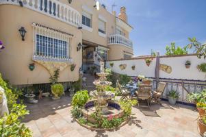 Casa - Chalet en venta en Málaga de 177 m2 photo 0