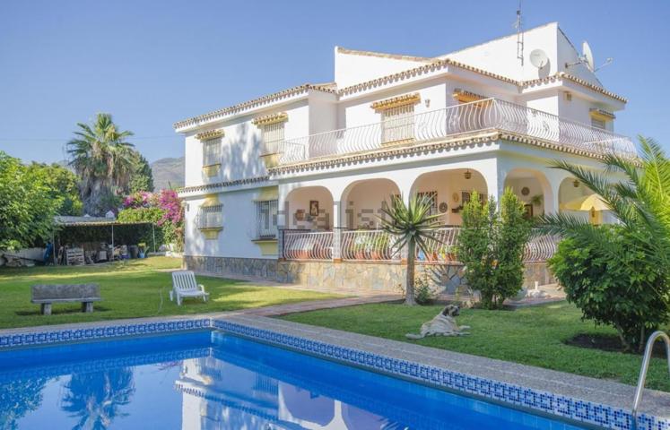 Casa - Chalet en venta en Mijas de 375 m2 photo 0