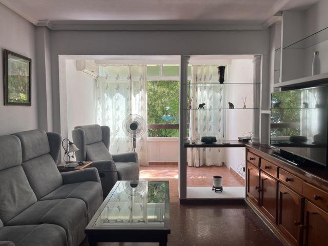 Piso en venta en Torremolinos de 100 m2 photo 0