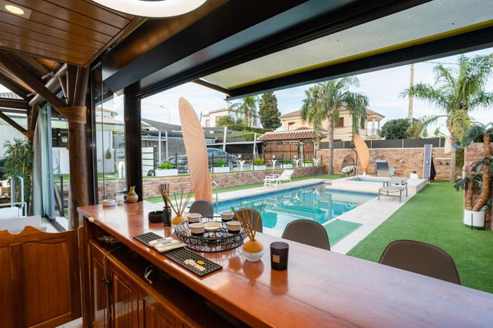 Casa - Chalet en venta en Torremolinos de 130 m2 photo 0