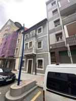 Edificio en venta en Portugalete de 280 m2 photo 0