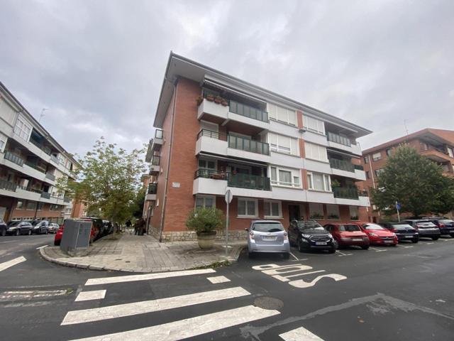SE VENDE VIVIENDA EN ZONA RESIDENCIAL photo 0