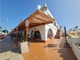 se alquila local comercial en Caleta de Fuste photo 0