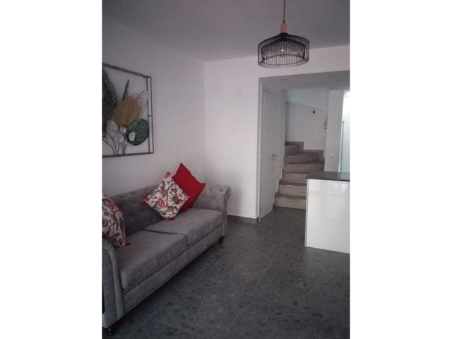 Se vende duplex en Castillo Mar photo 0