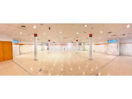 Amplio local en alquiler en Manacor photo 0