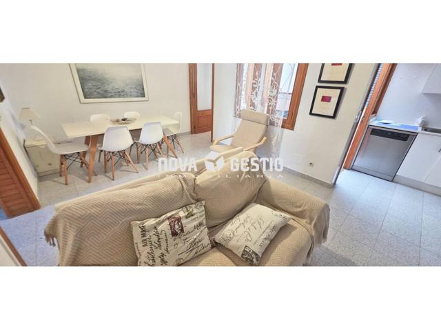 Preciosa casa techo libre en alquiler en Cala Morlanda photo 0