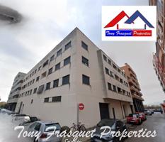 Local En venta en Oliva photo 0