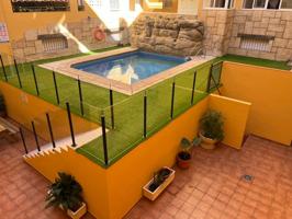 APARTAMENTO CON PISCINA, PARKING Y TRASTERO EN LAS LAGUNAS. photo 0