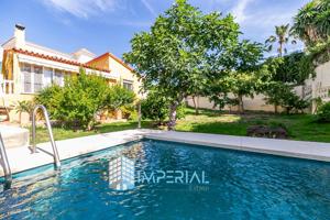 ✨ ENCANTADORA CASA EN TORREBLANCA CON JARDÍN Y PISCINA 🌿🏡 photo 0