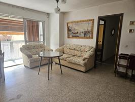 Amplio Piso en Venta en la Zona de Carlinda, Málaga photo 0