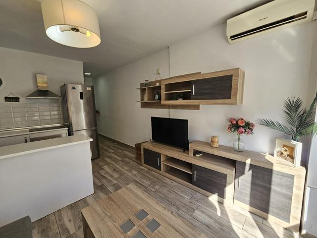 Piso en venta en Estación de Autobuses, Torremolinos photo 0