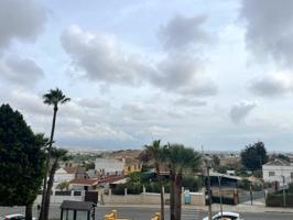 Chalet en venta en El Romeral photo 0