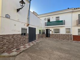 Casa De Pueblo En venta en Guadahortuna, Guadahortuna photo 0