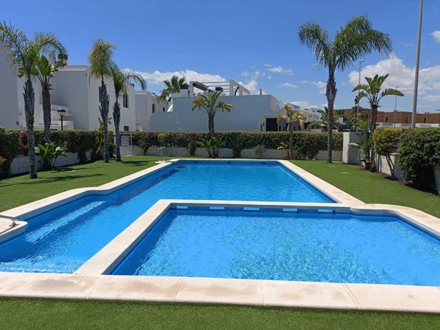Fantástico y Hermoso Adosado en Lomas de Cabo Roig, Orihuela Costa photo 0