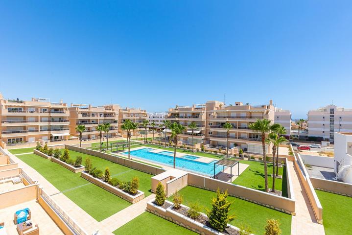 PRECIOSO APARTAMENTO EN ORIHUELA COSTA. 2 DORM. 2 BAÑOS. CON GARAJE Y PISCINA. GRAN TERRAZA DE 16 M2 photo 0