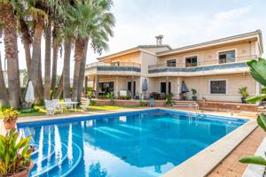 VILLA DE LUJO EN ORIHUELA COSTA! 7 DORM. 5 BAÑOS. 225 M2 DE CASA. 700 M2 DE PARCELA. PLAYA A 800 M photo 0