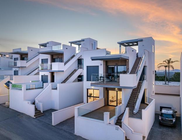 OBRA NUEVA! BUGALOW EN SAN MIGUEL DE SALINAS. 2 DORM. 2 BAÑOS. PISCINA+GARAJE. photo 0