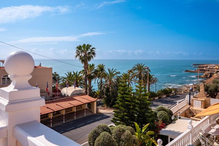 VILLA CON FRONTALES VISTAS AL MAR! TORRE DEL MORO. 6 DORM. 4 BAÑOS. 350M2 DE CASA. photo 0