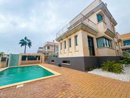 VILLA DE LUJO EN LA ZENIA. 5 DORM. 4 BAÑOS. PISCINA PRIVADA. PARCELA 410 M2. photo 0