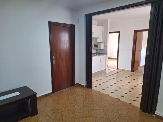 Piso reformado a 5 minutos del centro de Avilés photo 0