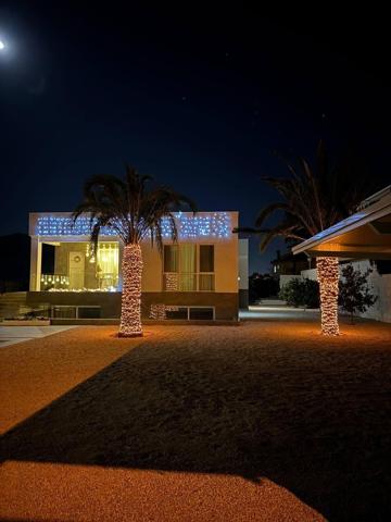 VILLA INDEPENDIENTE CON PISCINA PRIVADA Y PARCELA DE 1600 M2. 4 DORM. 3 BAÑOS. photo 0