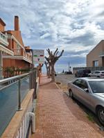 Espectacular adosado al lado de la preciosa playa de la Mata con 3 dormitorios 2 baños Garaje photo 0