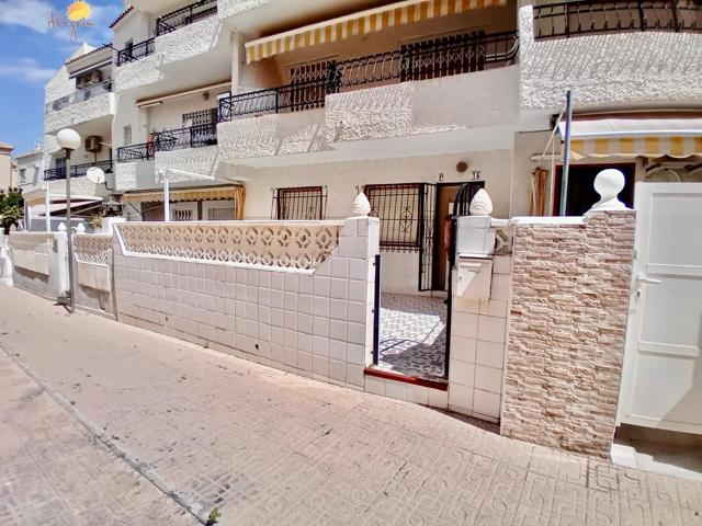 BUNGALOW PLANTA BAJA CON AMPLIAS TERRAZAS CERCA DEL MAR photo 0