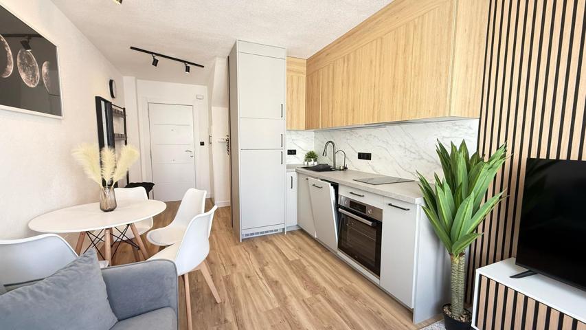 ATICO DUPLEX TRAS REFORMA EN CALAS BLANCAS. 1 DORMITORIO. 1 BAÑO. 45 M2. 3 PISCINAS COMUN. JARDIN. photo 0