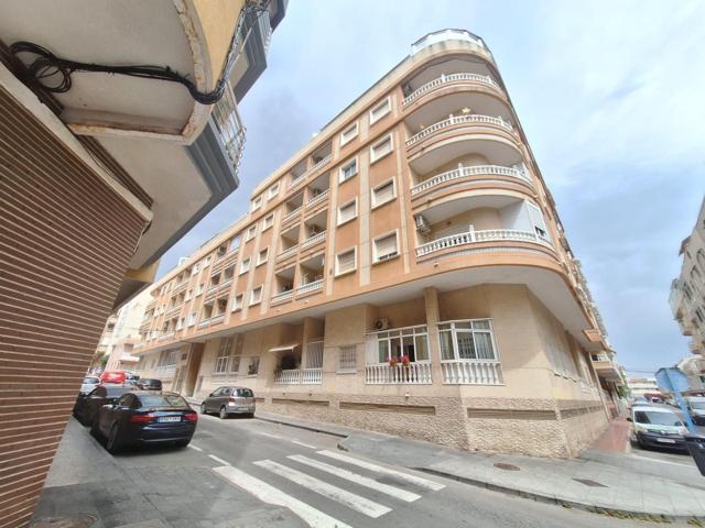 Acogedor Apartamento en Torrevieja, Ideal para Vacaciones photo 0