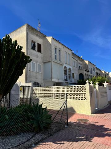 SE VENDE BUNGALOW EN PLANTA BAJA EN CALAS BLANCAS. 1 DORM. 1 BAÑO. SUPERFICIE 43 M2. JARDIN 30 M2. photo 0