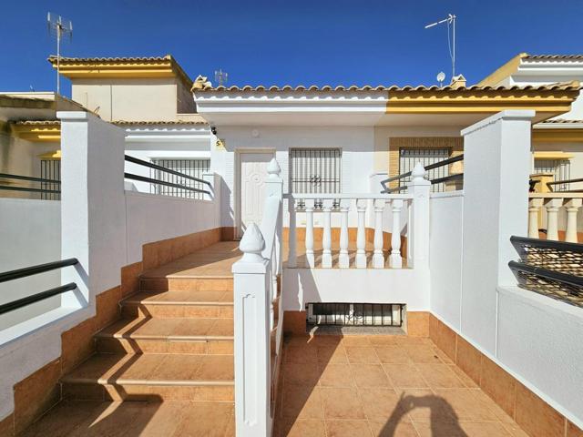 Encantador adosado en Sucina – ¡Tu hogar en el corazón del Mediterráneo! photo 0