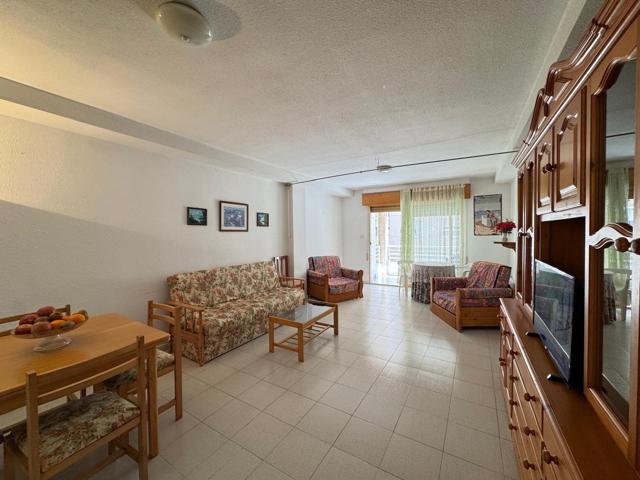 AMPLIO APARTAMENTO DE 99 M2 A 350 METROS DE PLAYA DEL CURA. 2 DORM. 1 BAÑO. photo 0