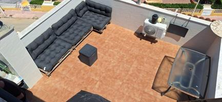 Atractivo Dúplex en La Mata, Torrevieja: ¡Tu Refugio Junto al Mar! photo 0