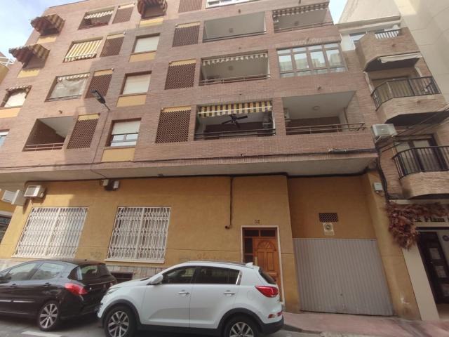 Acogedor Apartamento en el Corazón de Torrevieja, a 2 Pasos de la Playa photo 0