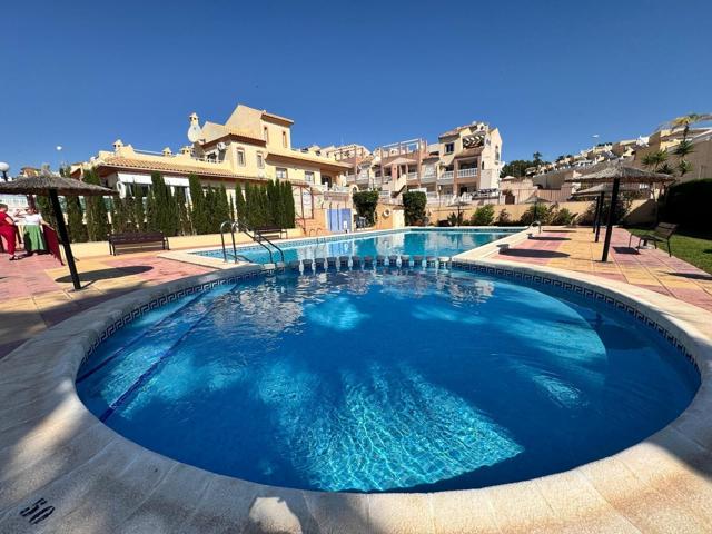 Acogedor Adosado en Orihuela Costa - Ideal para Vivienda Familiar photo 0