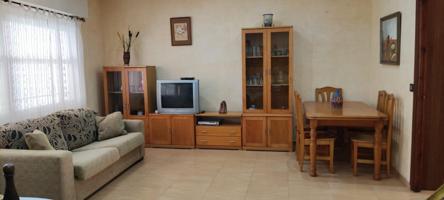 Casa en el Centro de Torrevieja: Comodidad y Cercanía a la Playa 3 hab 2 baños photo 0