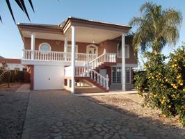 CHALET DE LUJO A 20 MINUTOS DE LA PLAYA photo 0