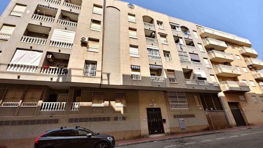 APARTAMENTO CON GARAJE Y PISCINA A 500 METROS DE PLAYA. 2 DORM. 1 BAÑO. 60 M2. photo 0