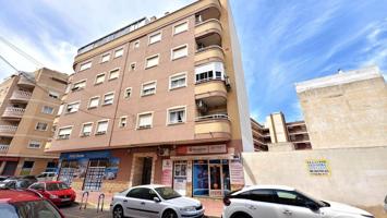 APARTAMENTO A 400 METROS DE PLAYA CON 79 M2. 2 DORM. 1 BAÑO. photo 0