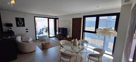 Exclusivo Apartamento en el Centro de Torrevieja – ¡Impecable y listo para entrar! photo 0