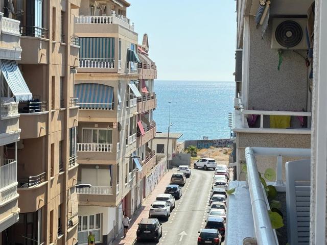 EDIFICIO 'MARIBLANCA' APARTAMENTO CON VISTAS AL MAR LATERAL CON GARAJE CERRADO INCLUIDO. 2 DORM. 1 BAÑO. 78 M2. PLAYA A 200 METROS. photo 0
